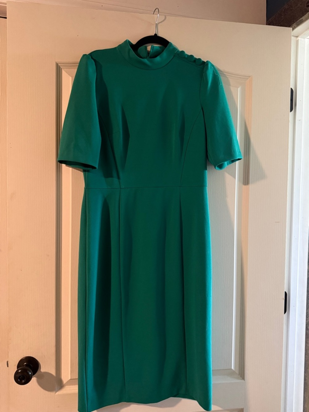 Donna Morgan Green Mock Neck Short Sleeve Midi Dress
